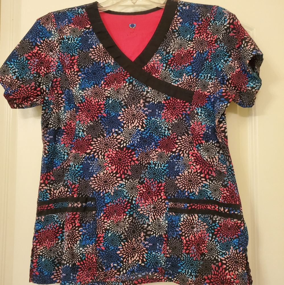 Blossom by Maevn small scrub top